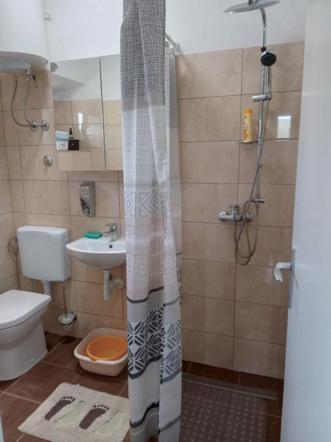 Kastelanic Apartman Brbinj エクステリア 写真